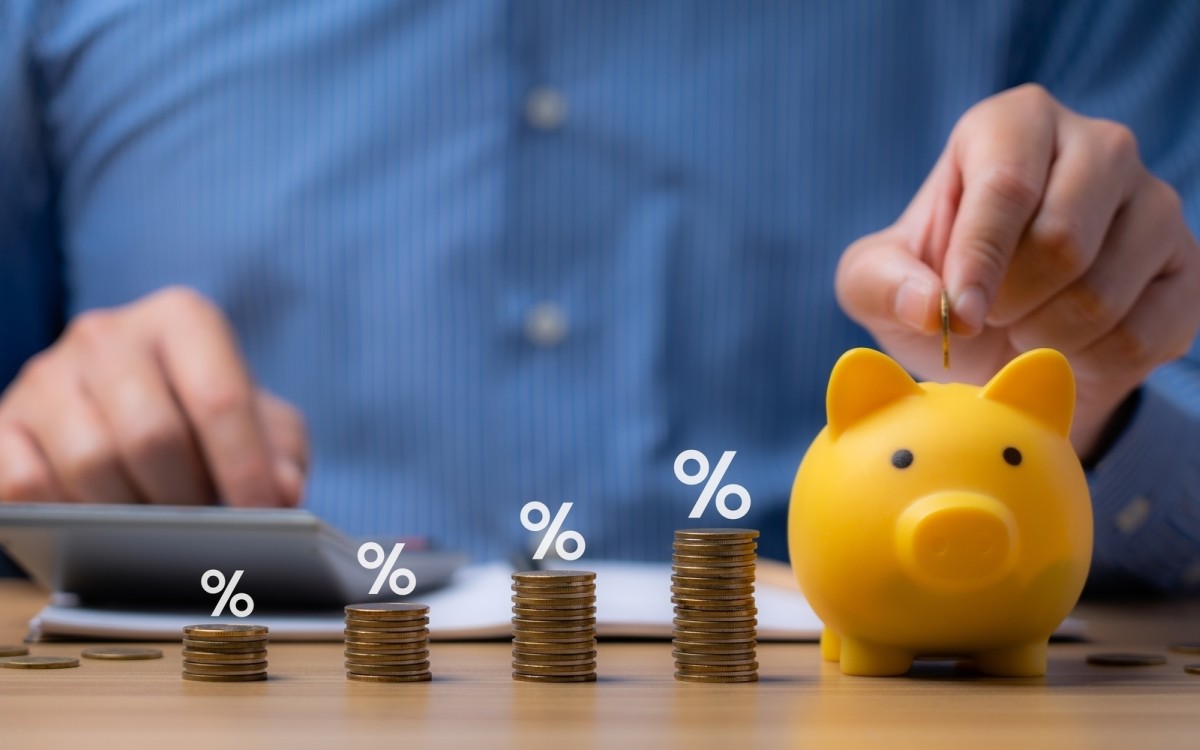 Fixed Deposit vs Recurring Deposit: Which One Builds Better Savings?