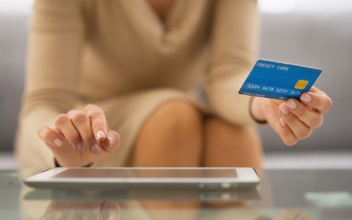 How Everyday Debit Card Habits Can Affect Credit Scores and Savings Growth