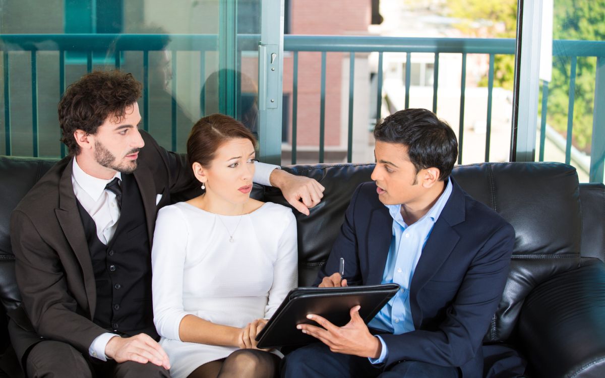 How Joint Accounts, Deposits, and Shared Debit Cards Affect Couple Credit Scores